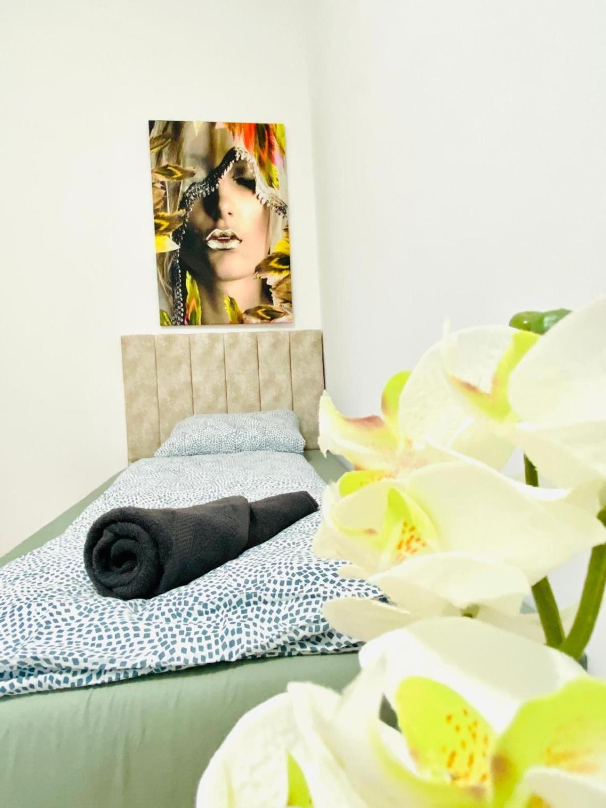 Apartment Bright 5br W Great Transport Link Wien